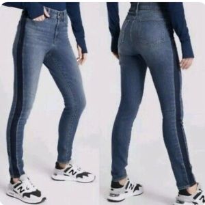 Athleta Skulptek tuxedo stripe skinny jeans